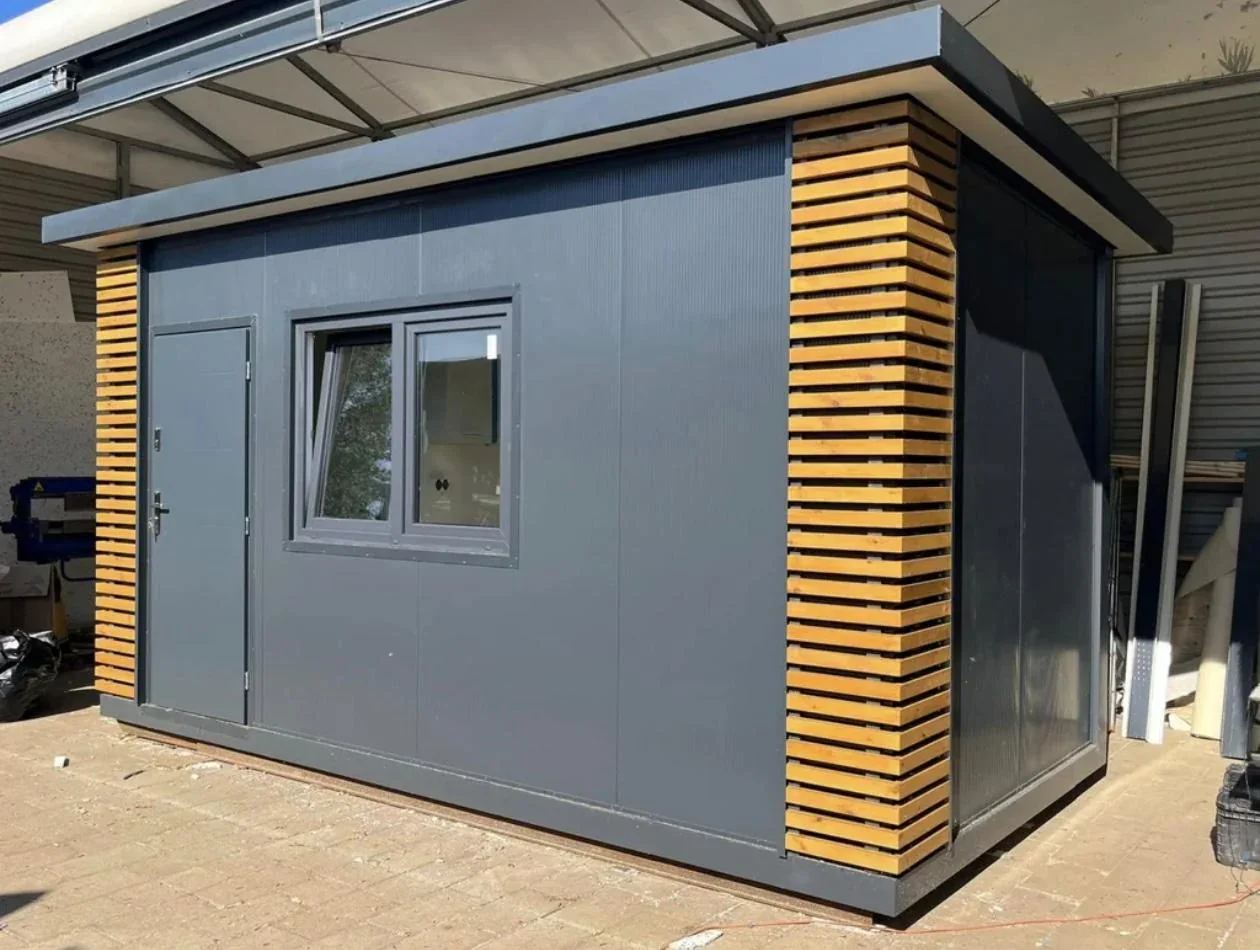 Contenedor habitable 5x2,5m